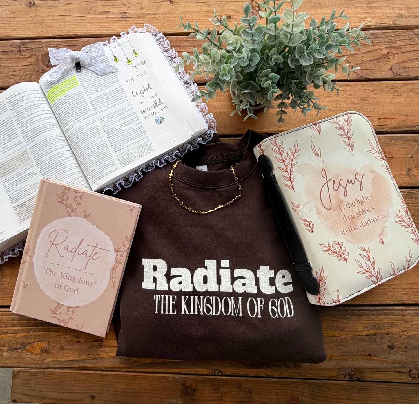 Radiate Crewneck